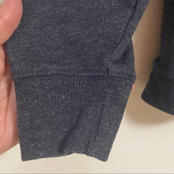 Old Navy Charcoal Heathered HELLO Sweater Size XS - Picture 11 of 12